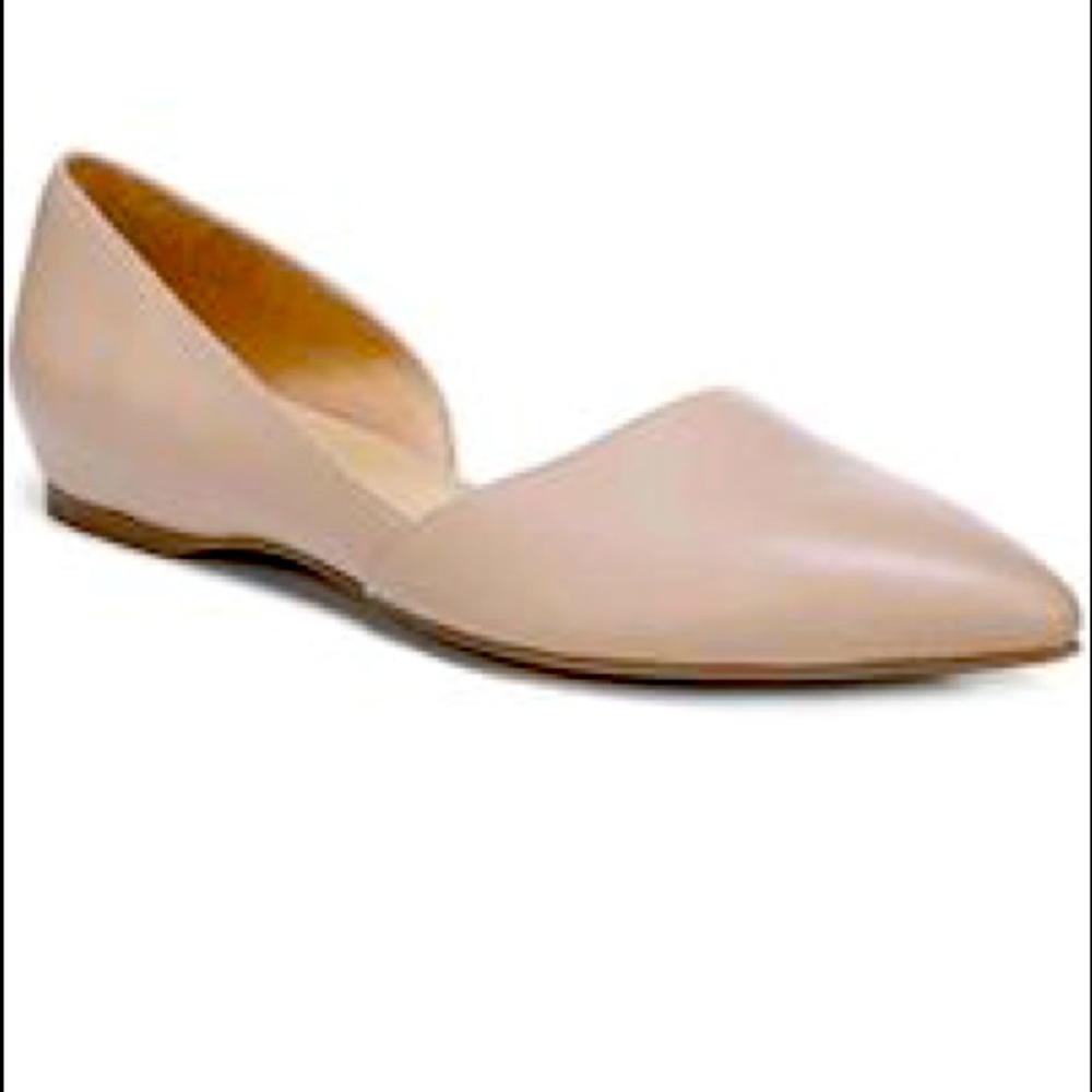 New Naturalizer Taupe “Tamara” size 9